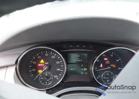 2006 Mercedes-Benz R 500 4Matic z USA, uszkodzony, nr VIN 4JGCB75E76A016294